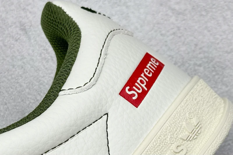 adidas Samba XD6188 103