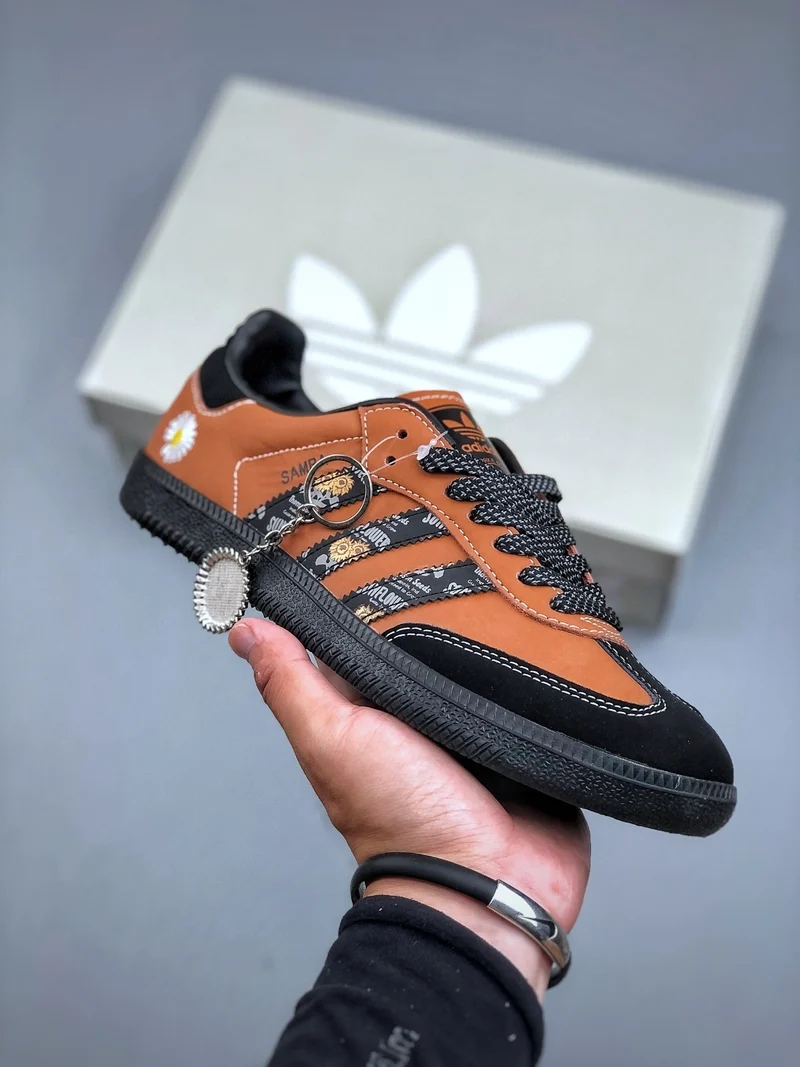 adidas Samba XR0008