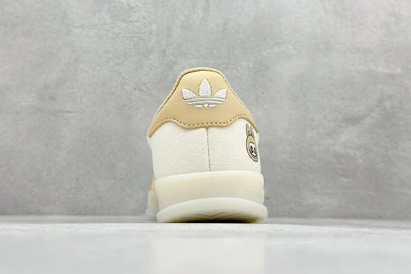 ADIDAS SAMBA LABUBU