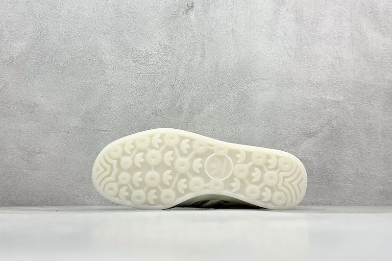 ADIDAS SAMBA LABUBU