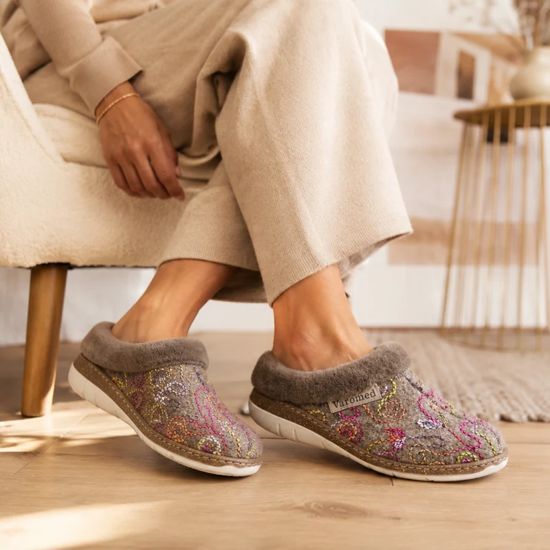 Chausson Femme Lotta Brun