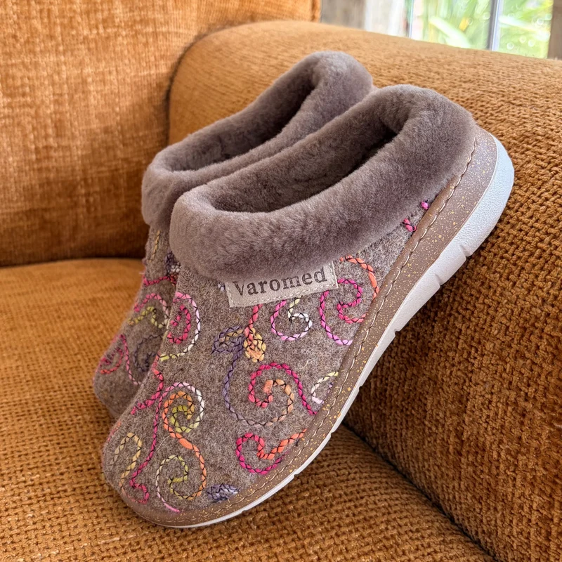 Chausson Femme Lotta Brun