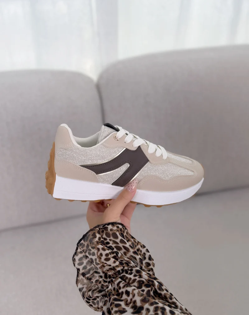 Baskets femme beige tendance à bandes marron et plateforme épaisse blanche