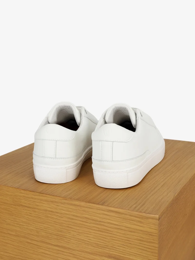 Baskets en cuir blanc