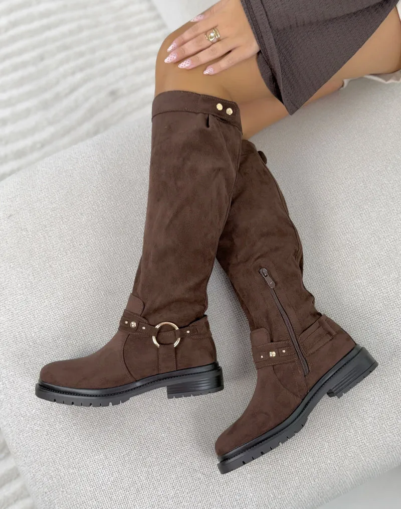 Bottes femme marron tendance en suédine à sangle dorée