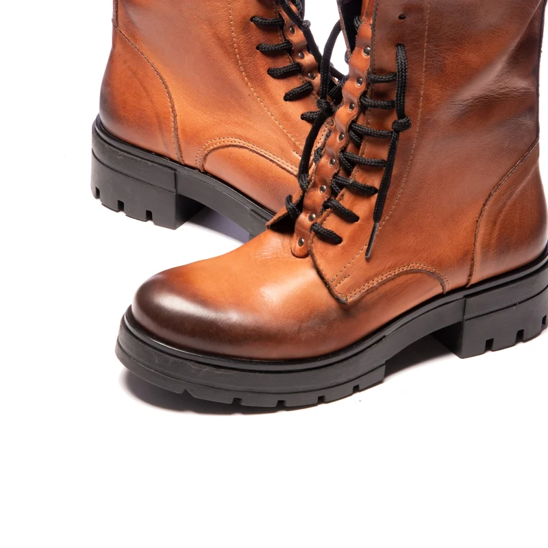 Kampen Tan Leather