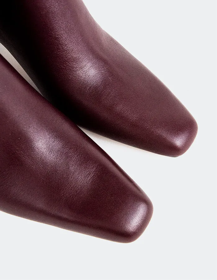 Lucky Burgundy Leather