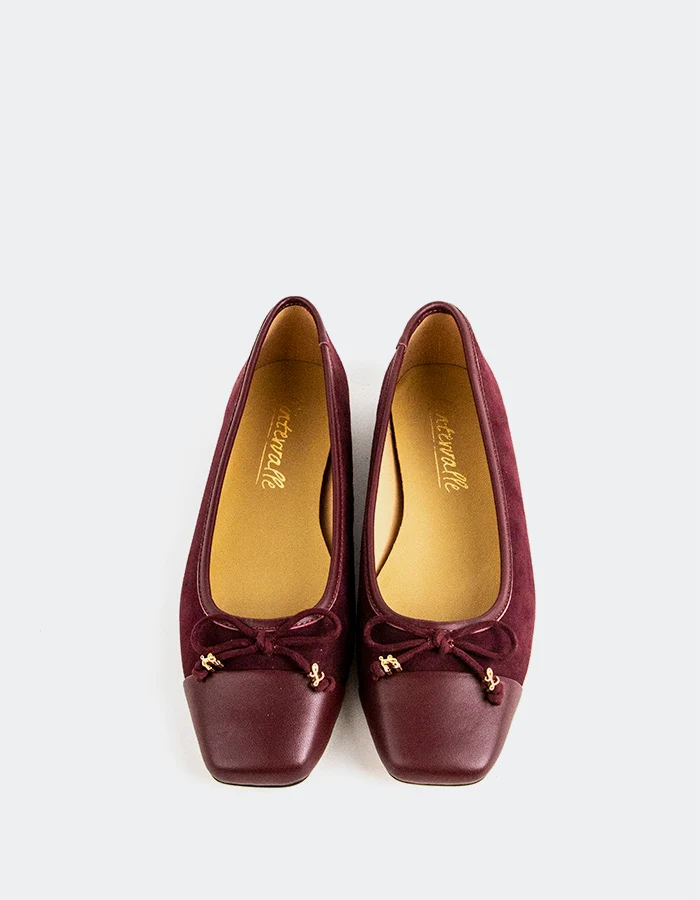 Suki Burgundy Suede