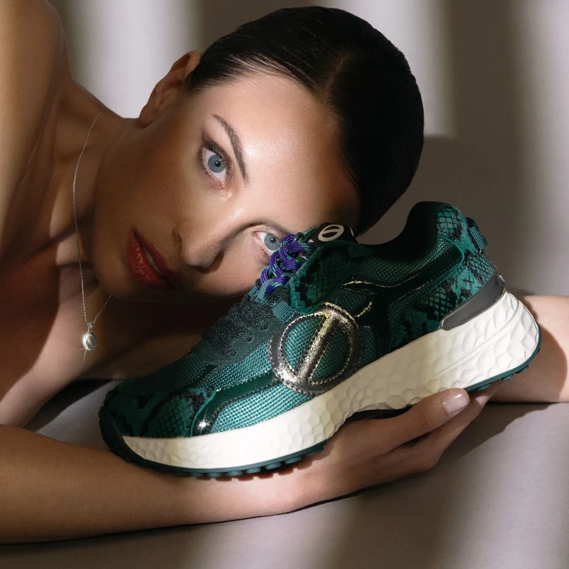 CARTER 2.0 RUNNER W SNAKE KISS ÉMERAUDE - Collier orné de Cristaux Swarovski® inclus