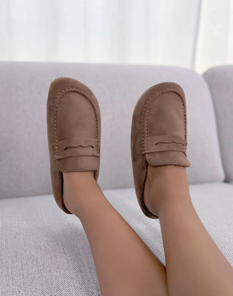 Mules femme camel en suédine fourrée confortables et cocooning