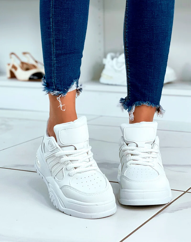 Baskets à empiècement blanches pour femmes