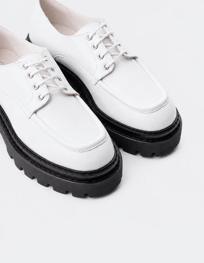 Huelva White Leather