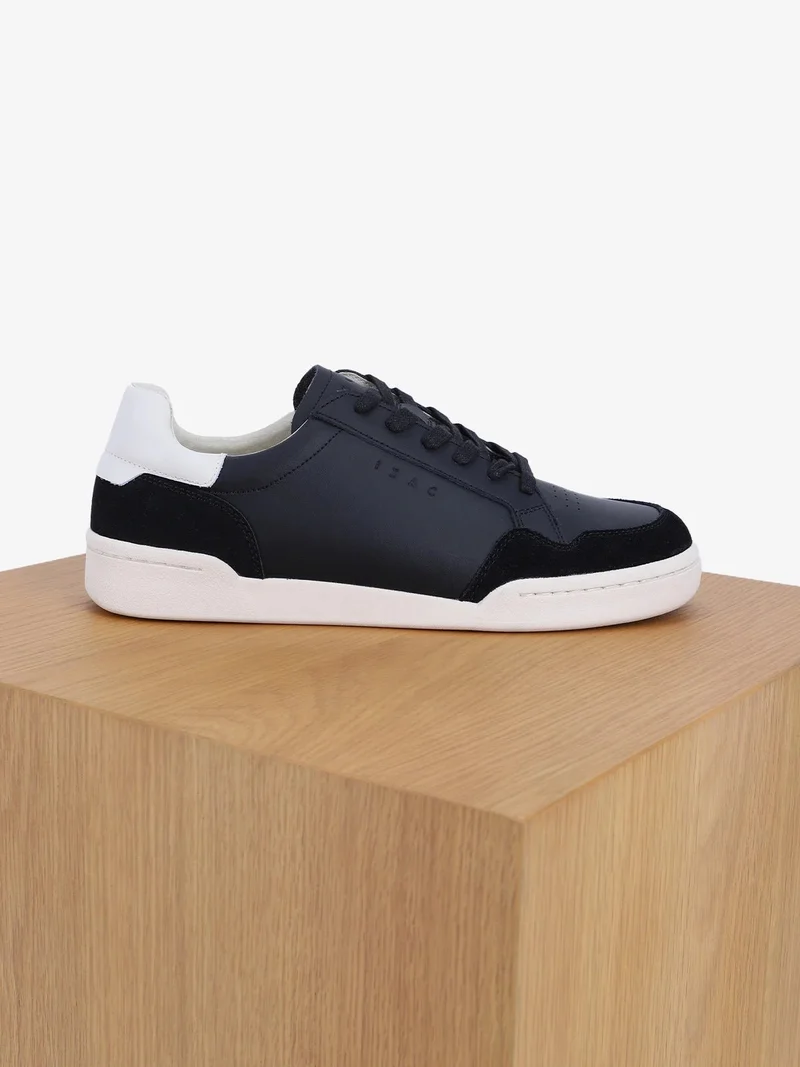 Baskets en cuir noir