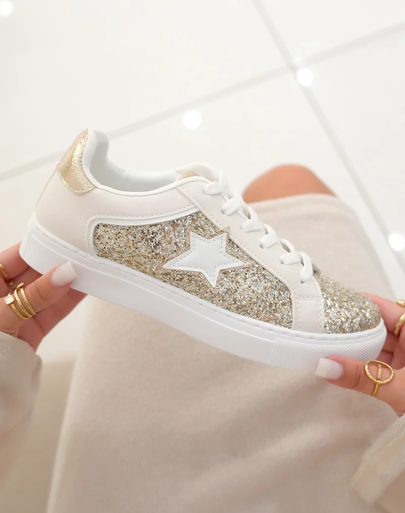 Basket femme blanche et dorée avec paillettes et étoile blanche