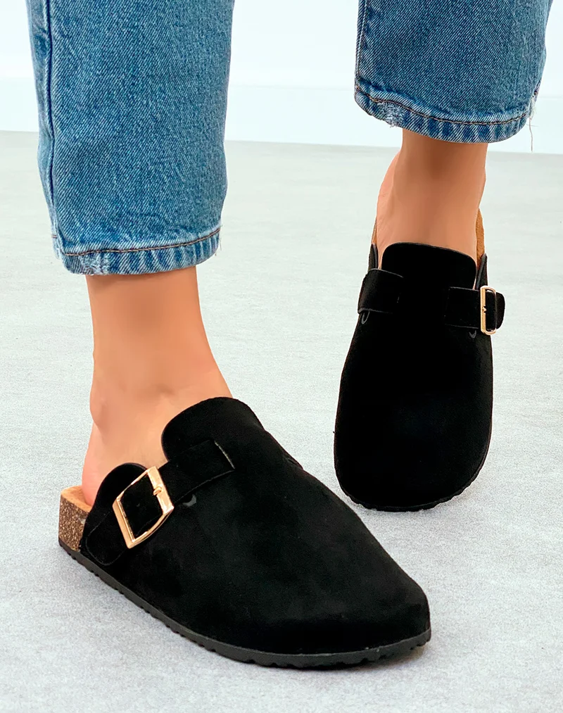 Mules Sabots Femme Noires Suédine avec Boucle Dorée – Confort Tendance