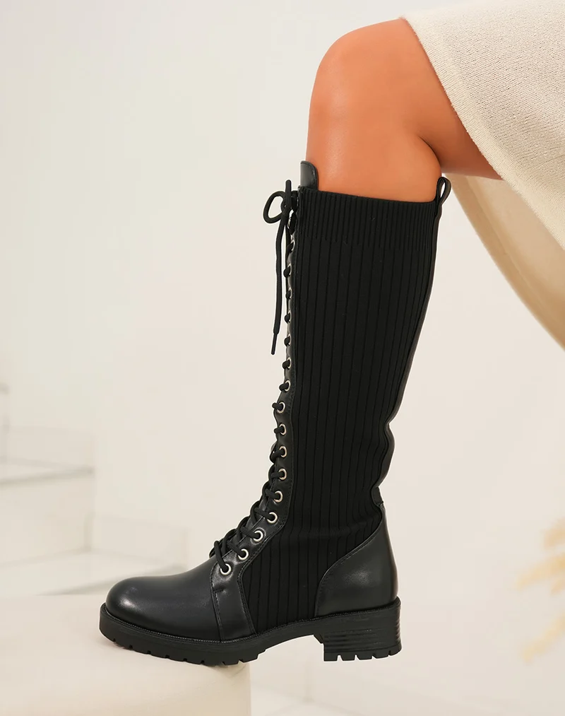 Bottes noires effet chaussette