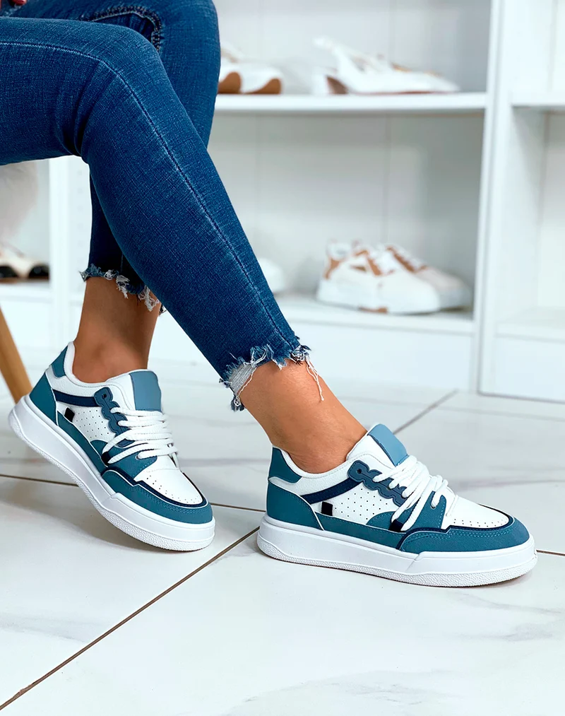 BASKETS BASSES BLEUES TENDANCES ? LACET ?PAIS