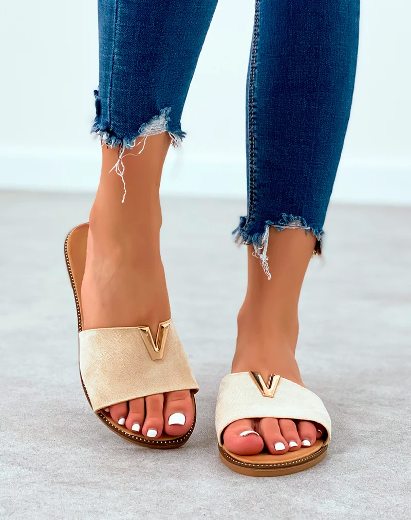 Mules beige en suédine à détails doré