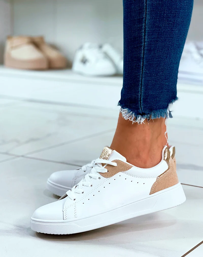 Baskets blanches à lacets avec détail beige et doré pour femme