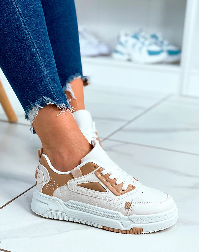 Baskets beige à lacets avec détail pour femme