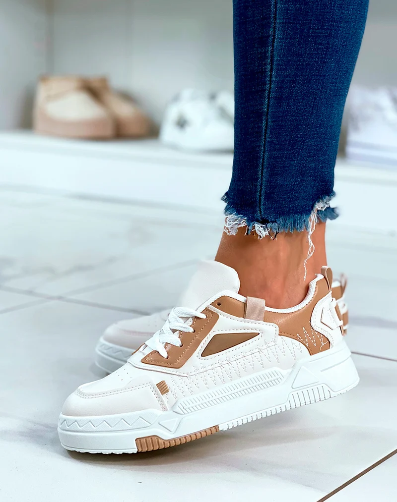 Baskets beige à lacets avec détail pour femme