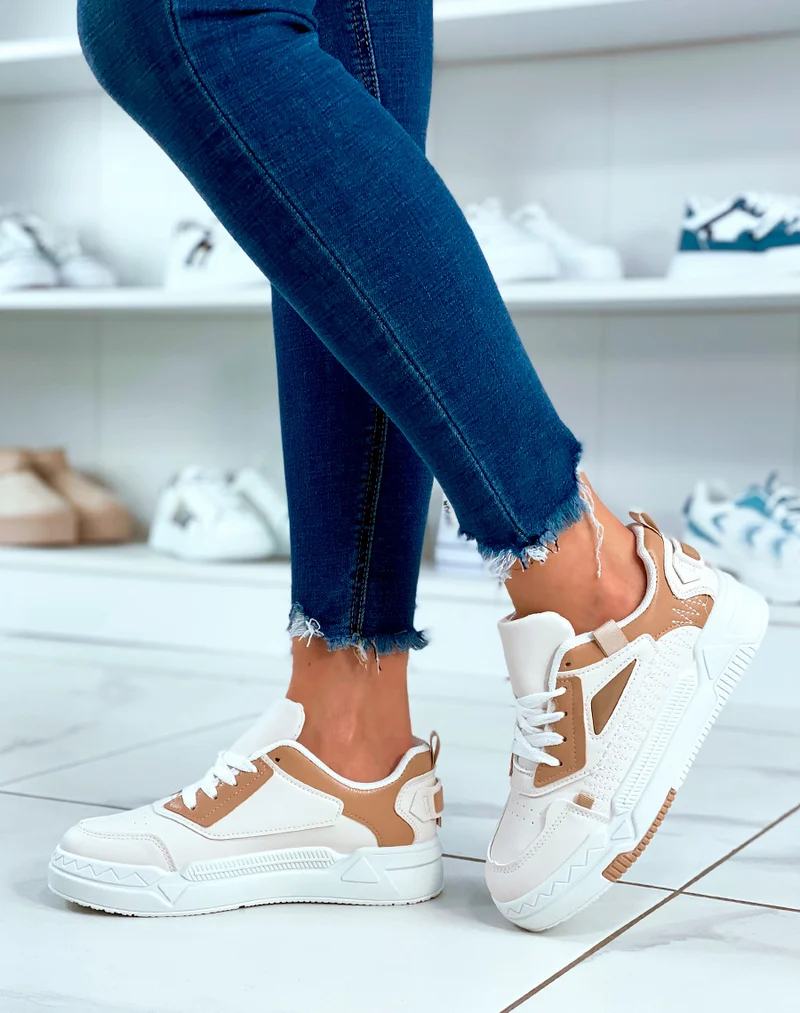 Baskets beige à lacets avec détail pour femme