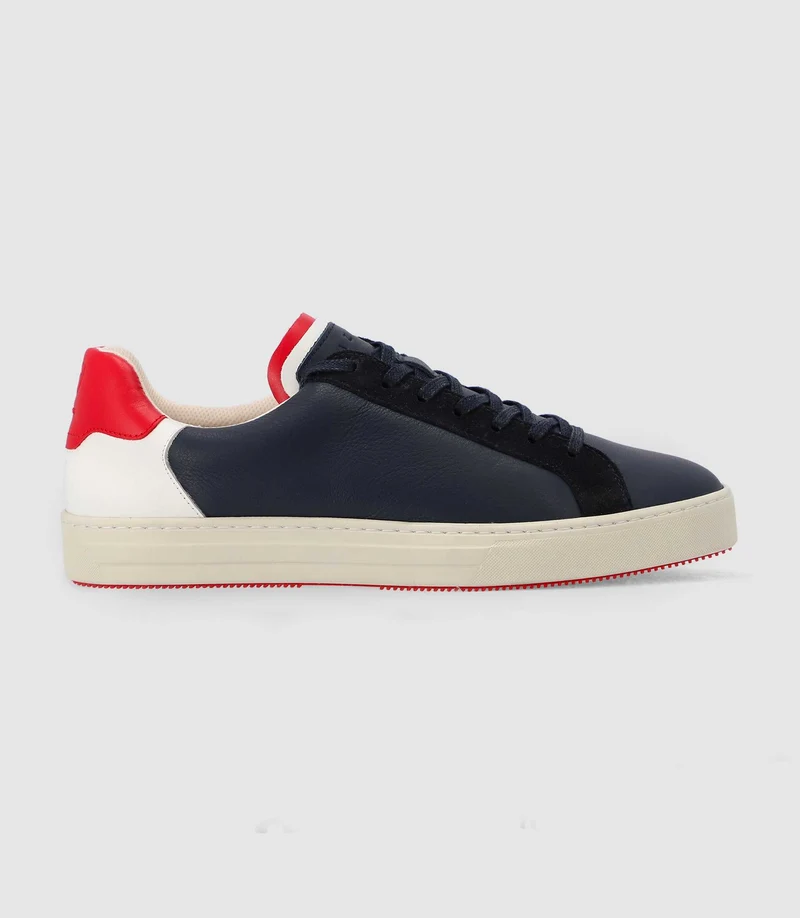 Sneakers en cuir avec blason marine
