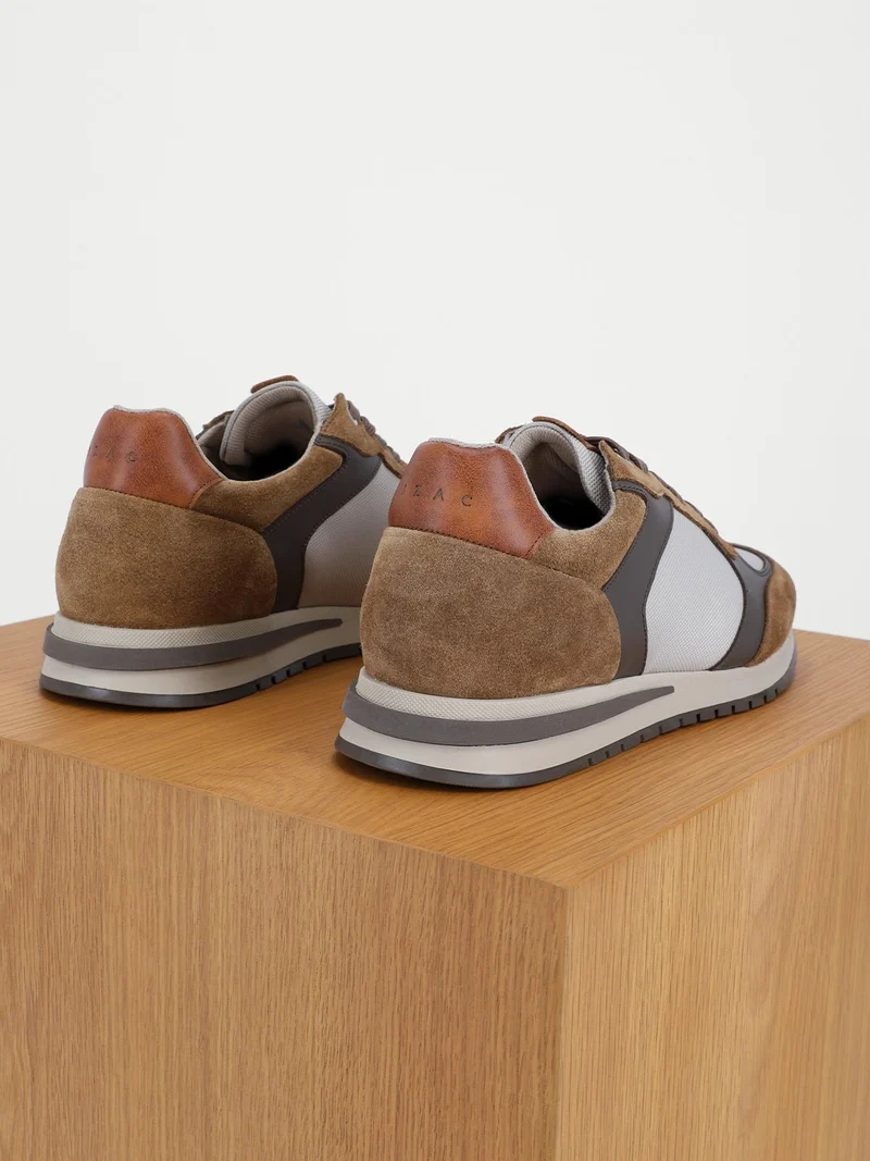Baskets en cuir beige