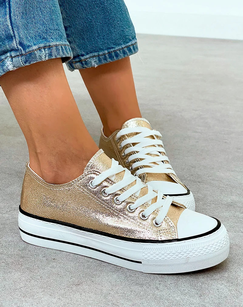 Baskets femme basses dorées avec semelle épaisse blanche