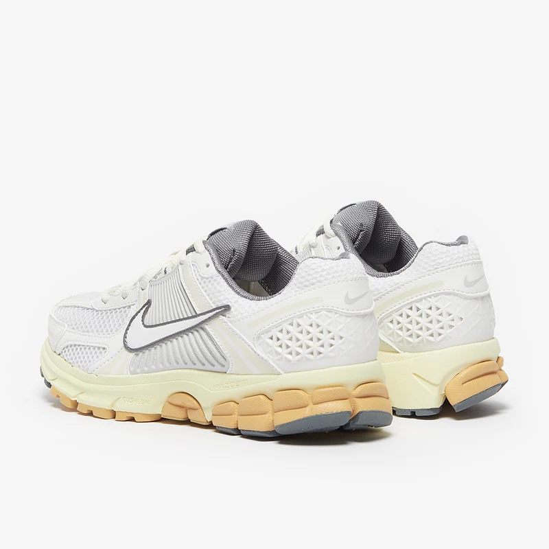 Nike Sportswear Zoom Vomero 5 pour Femme