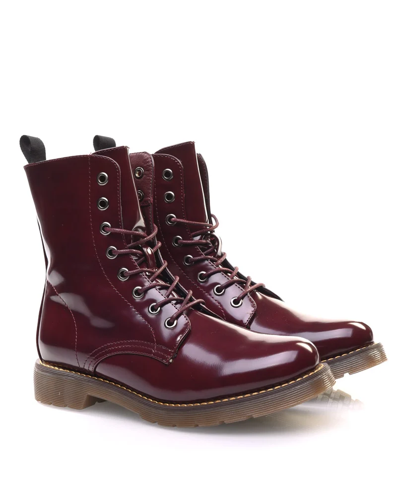 Chaussures montantes vernis bordeaux
