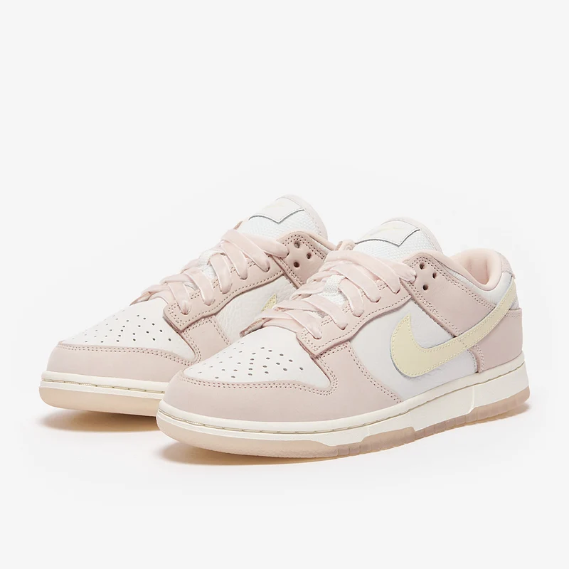 Nike Sportswear Dunk Low PRM pour Femme