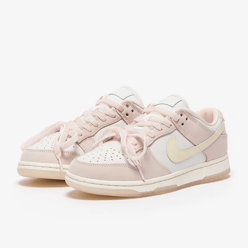 Nike Sportswear Dunk Low PRM pour Femme