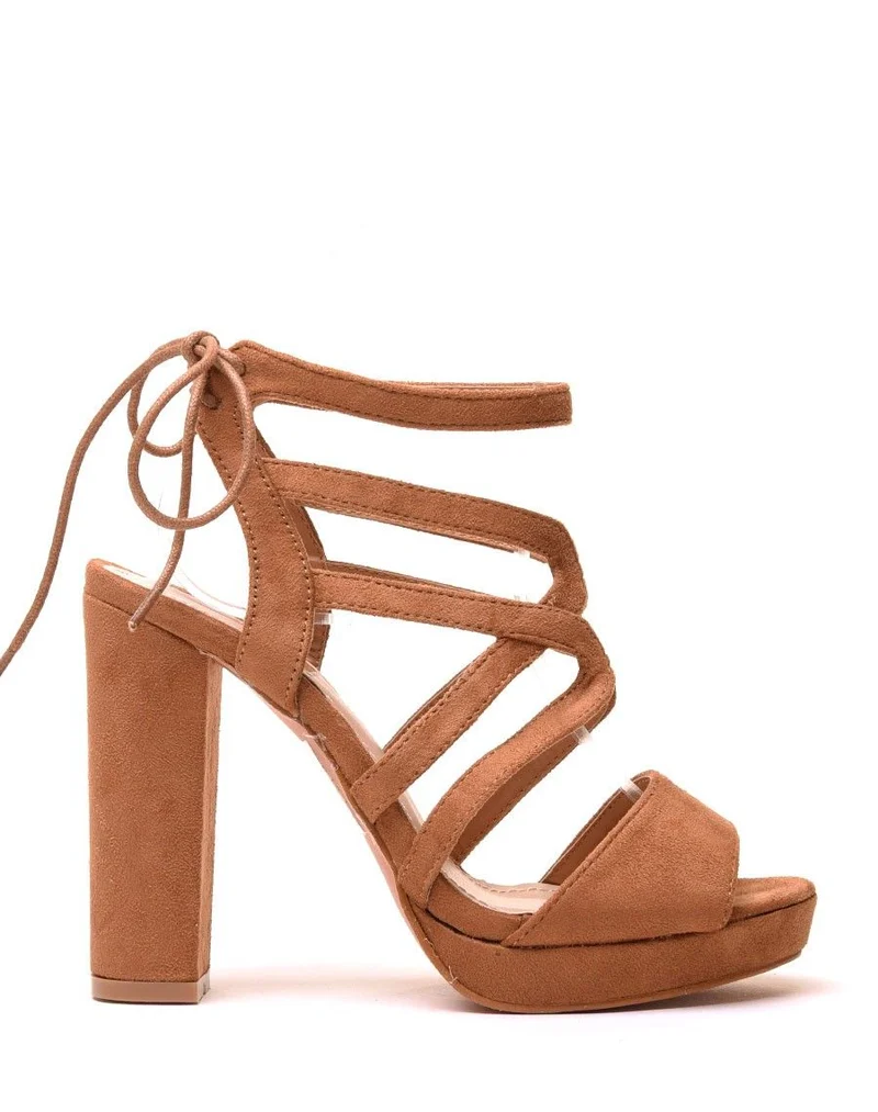 Sandales camel en suédine à talons épais