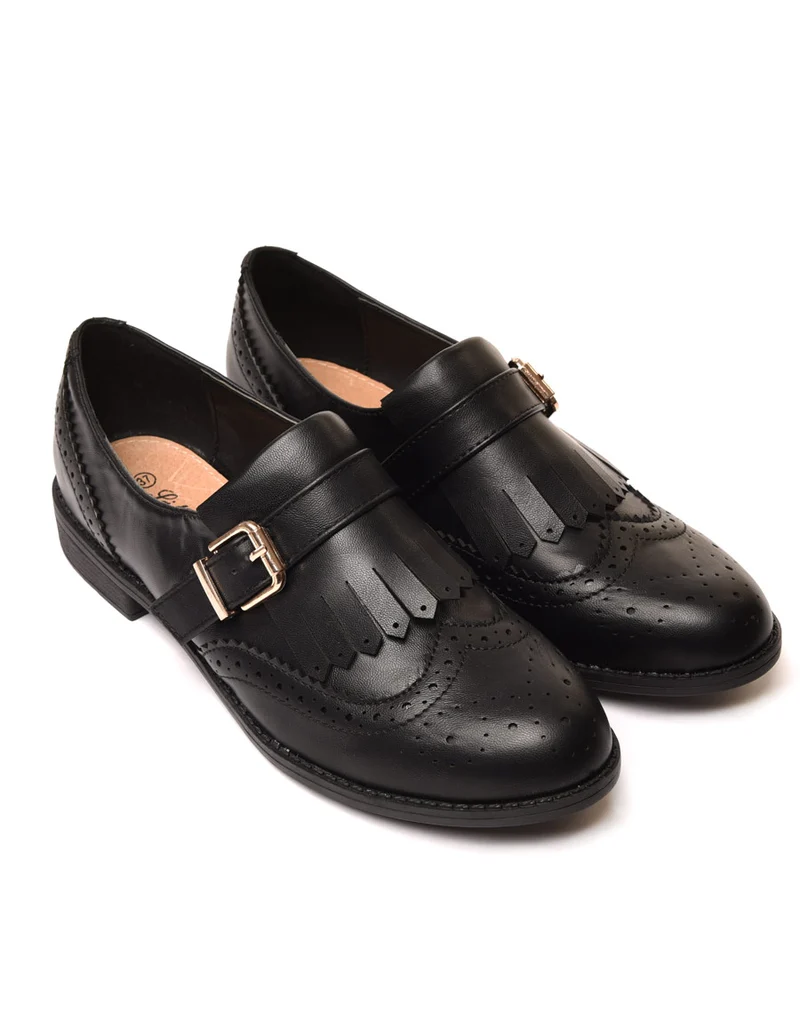 Derbies noires à sangle et franges