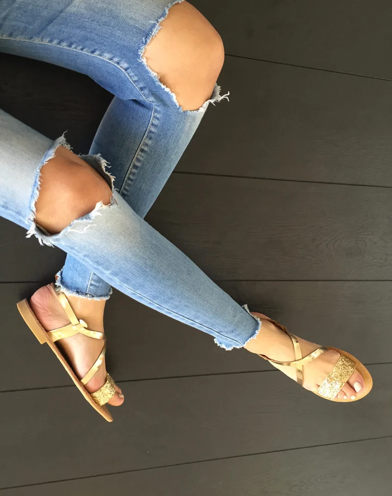 Nu-pieds doré pailleté