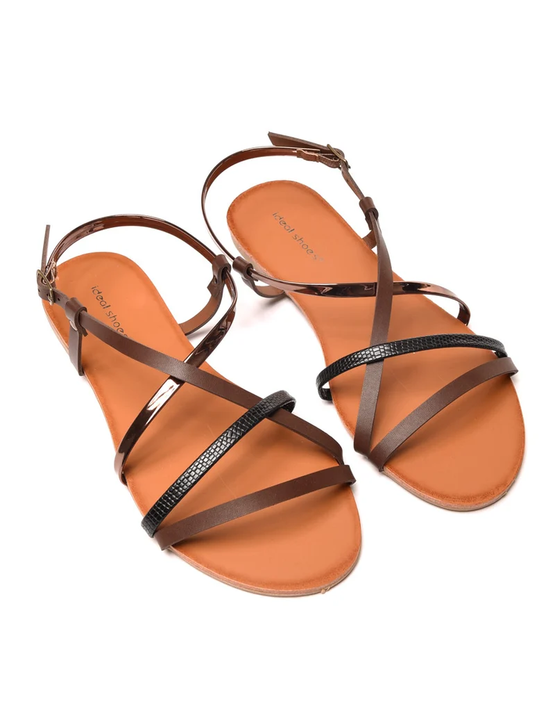 Sandale marron avec brides vernis et imprimé