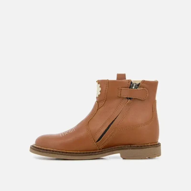 SISTER BOOTS WENDY