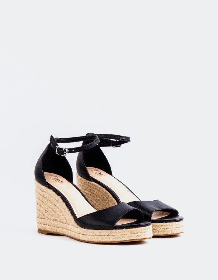 Zaya Black Leather