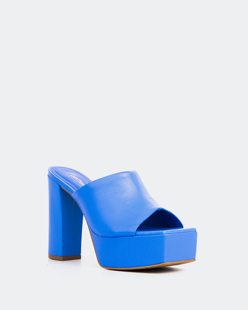 Leva Blue Leather