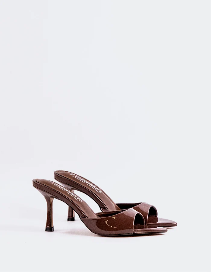 Zandria Taupe Patent