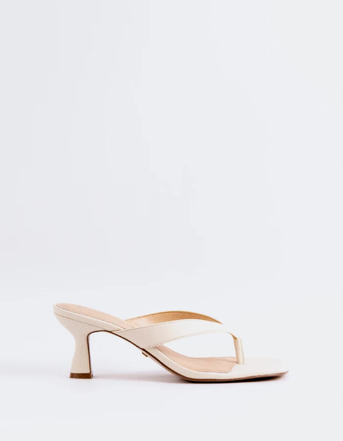 Oriya White