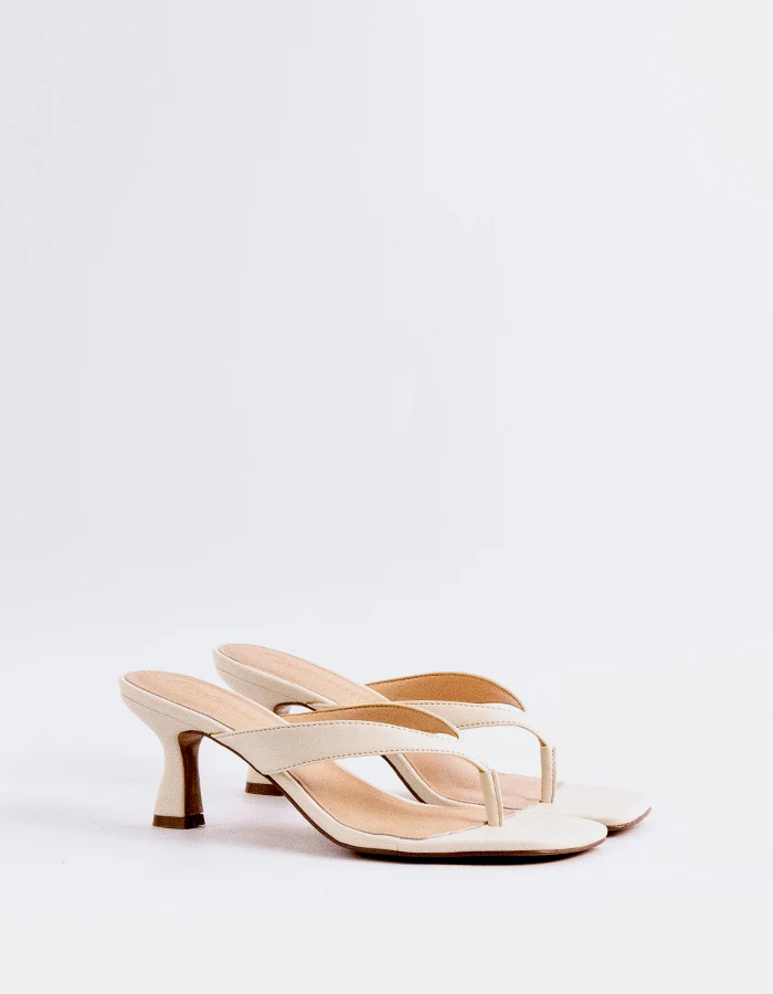 Oriya White