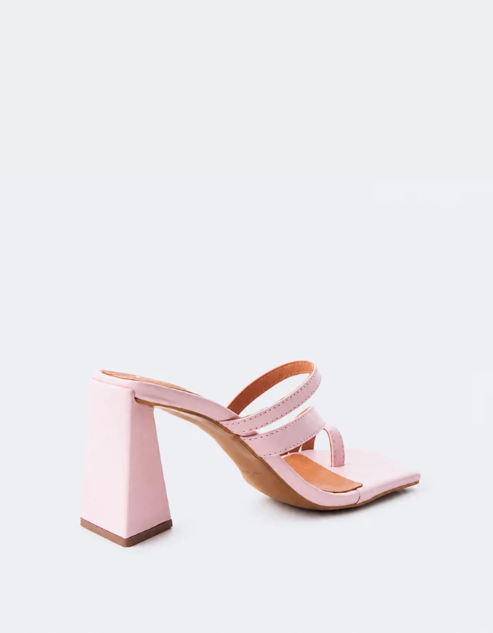 Malecon Light Pink Leather