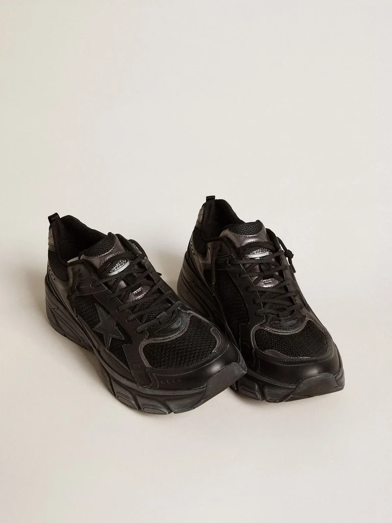 Golden Goose Running Sole – Triple Black