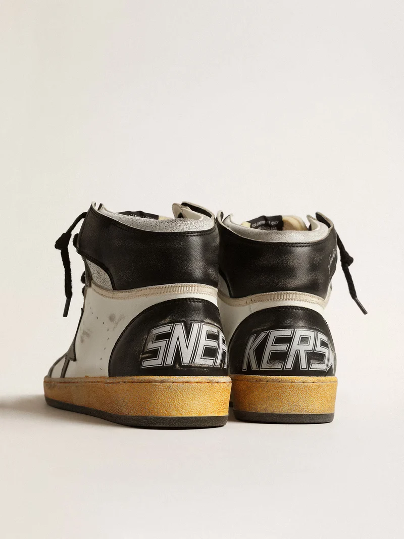 Golden Goose Sky-Star – Black and White