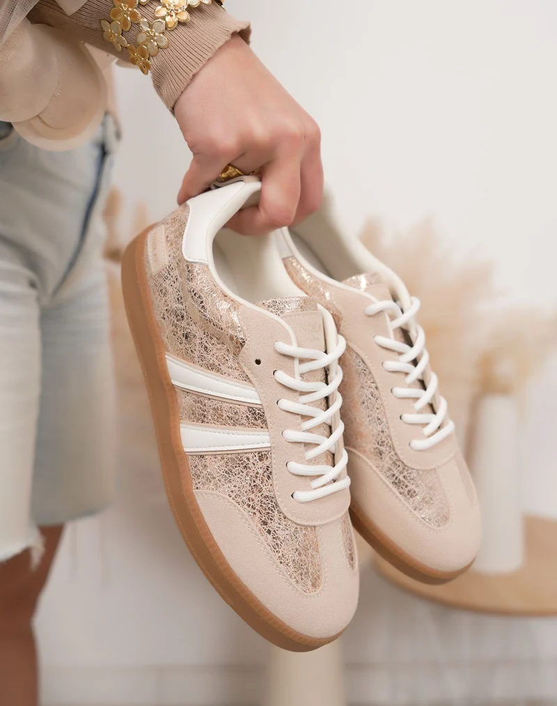 Basket femme dorée tendance à effet irisé avec semelle marron