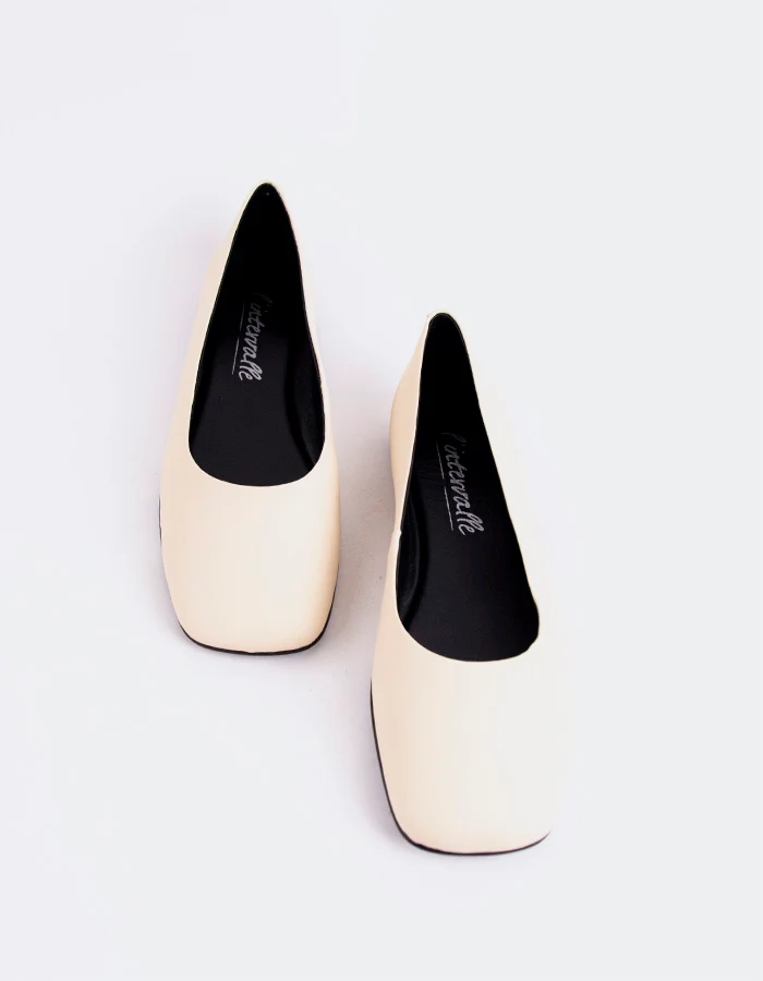 Mekka Off White Leather