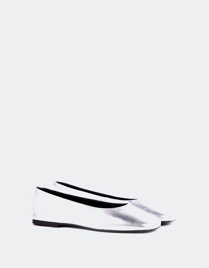 Mekka Silver Leather