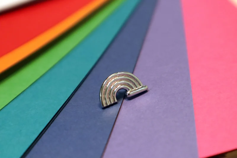 Épinglette Arc-en-ciel